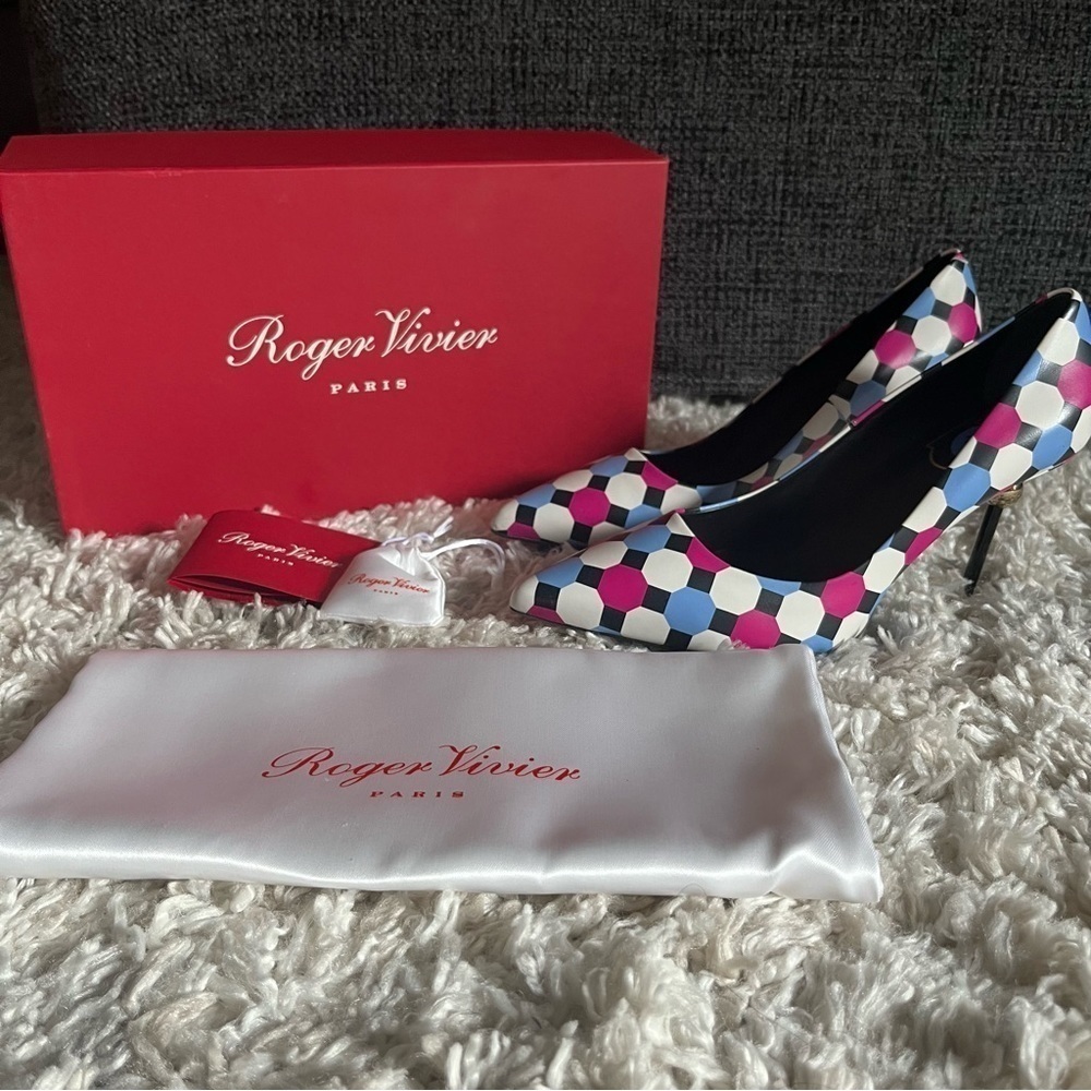 BNIB Roger Vivier Dec Sphere Palazzo Leather Heels with ball detail T95